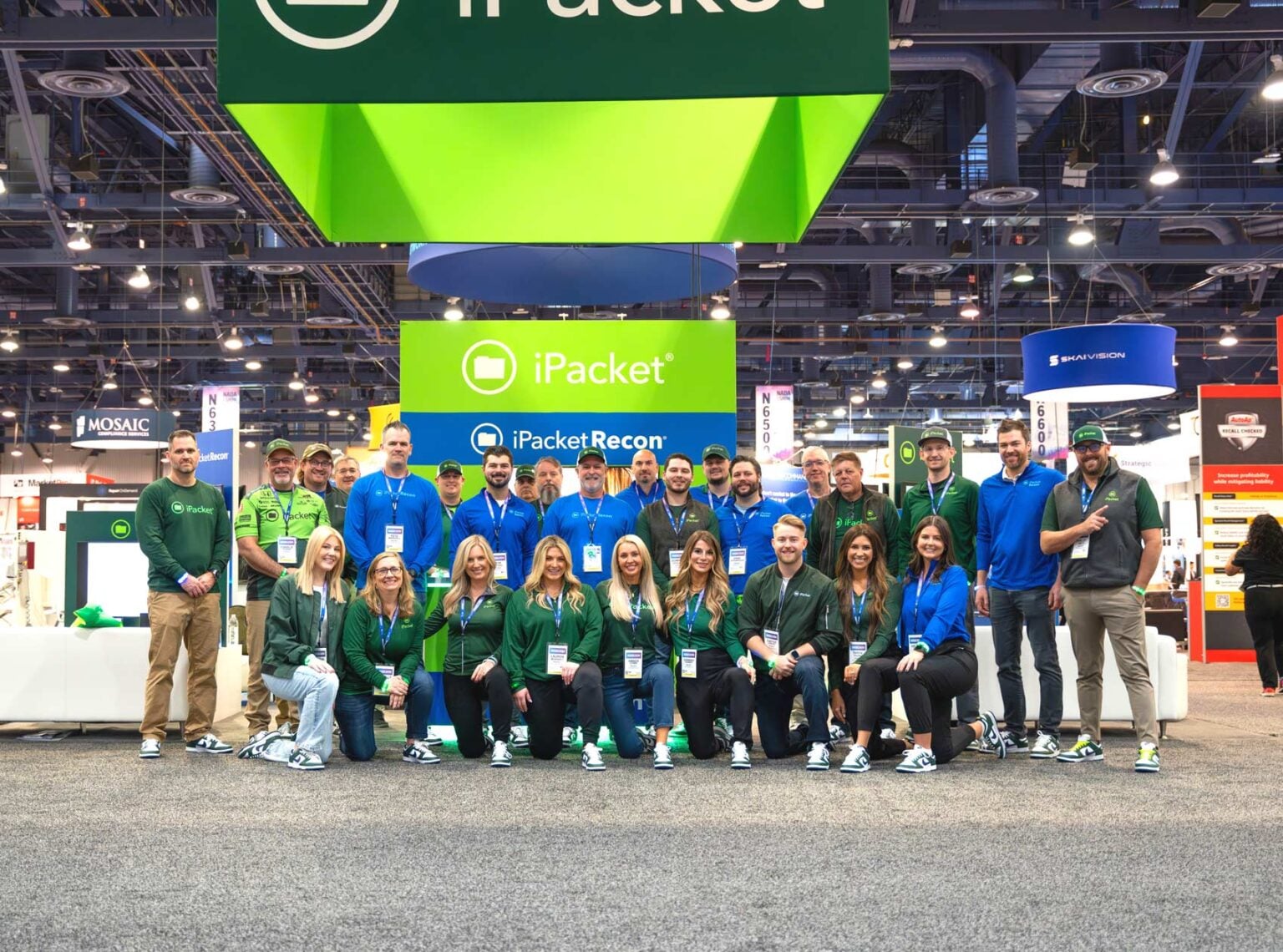 Autoipacket About Us | Innovators in Automotive Digital Solutions