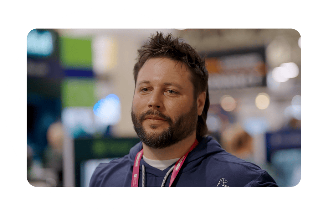 iPacket Recon team member on a demo
